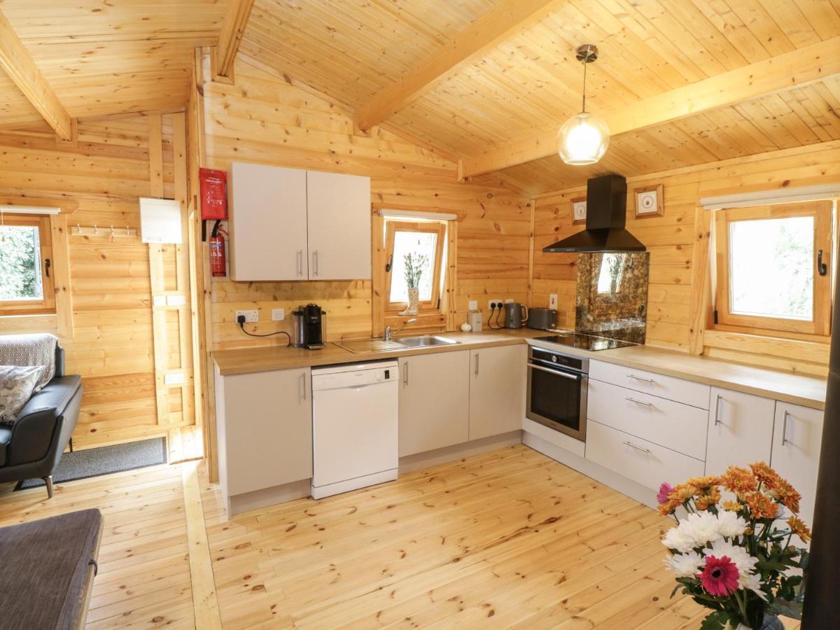 Port Heron Lodge آثلون المظهر الخارجي الصورة