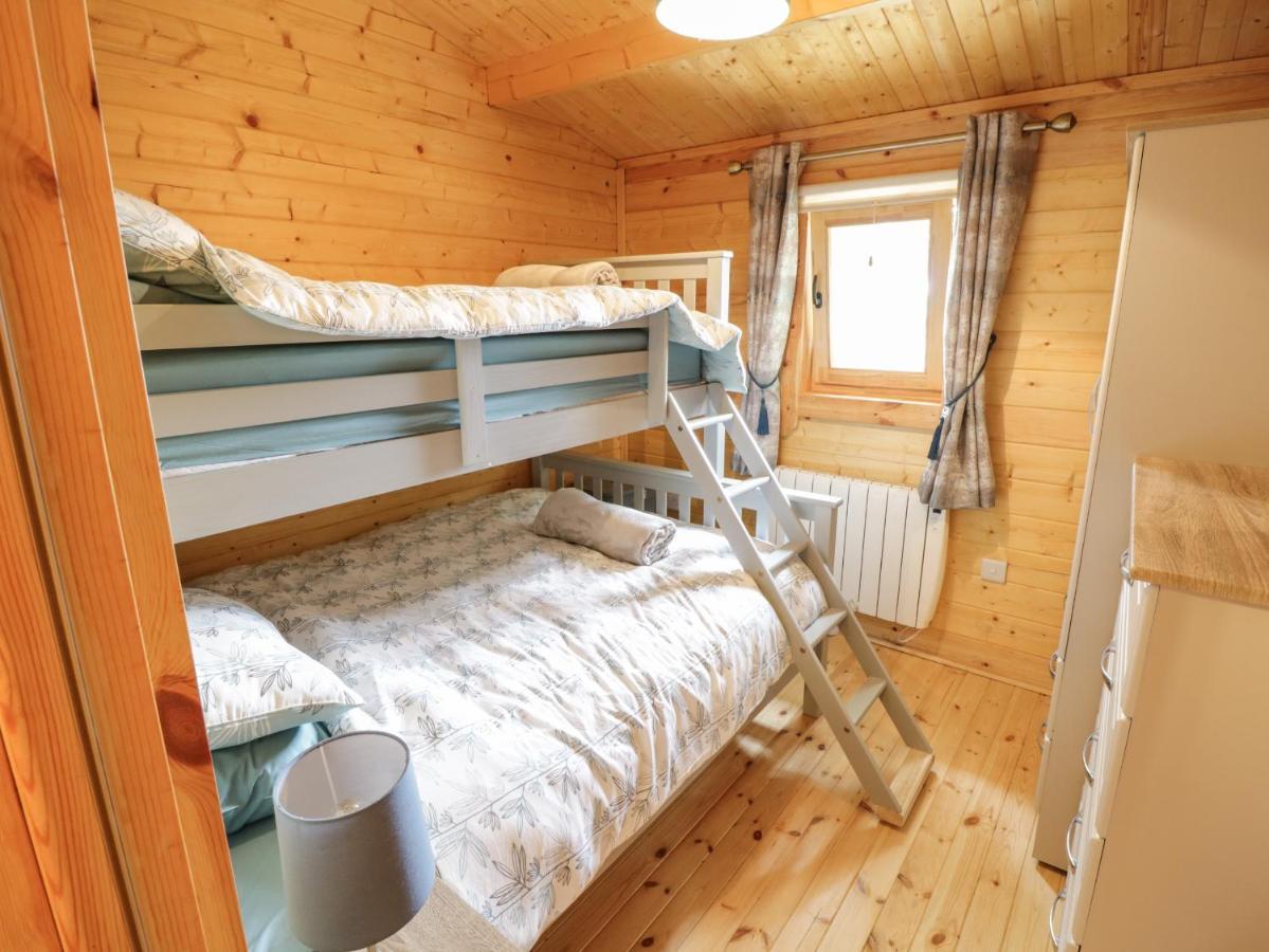Port Heron Lodge آثلون المظهر الخارجي الصورة